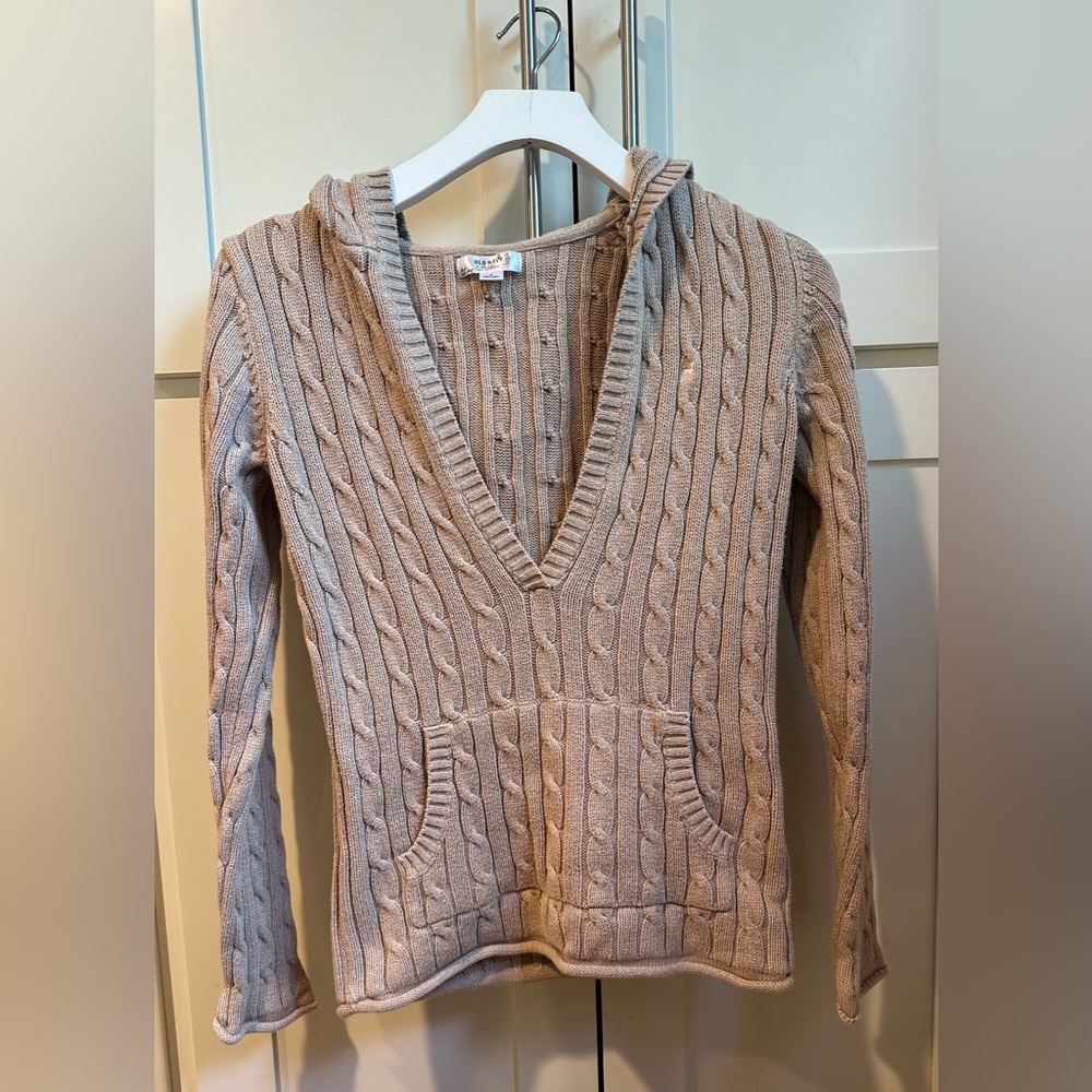 Old Navy Sweater